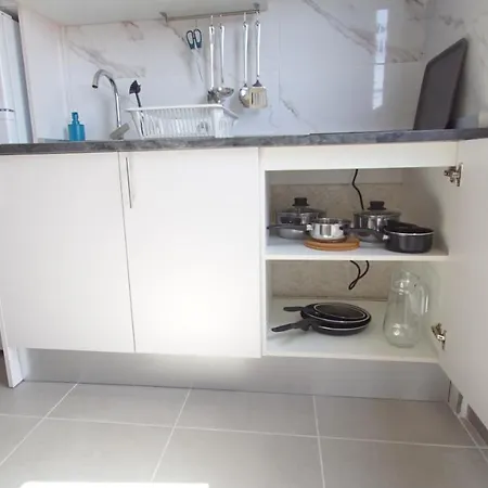 Centrico Apartamento Con Grandes Vistas Cerca De La Playa *