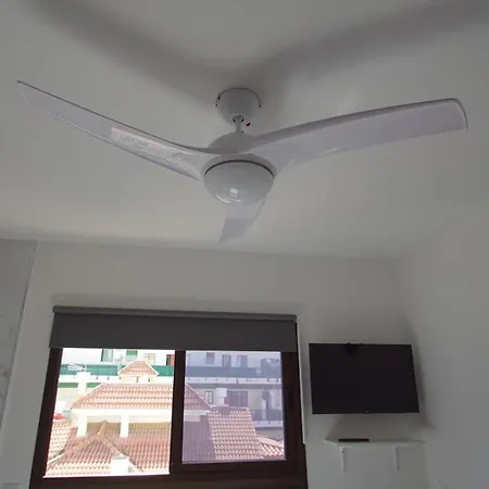 Centrico Apartamento Con Grandes Vistas Cerca De La Playa *